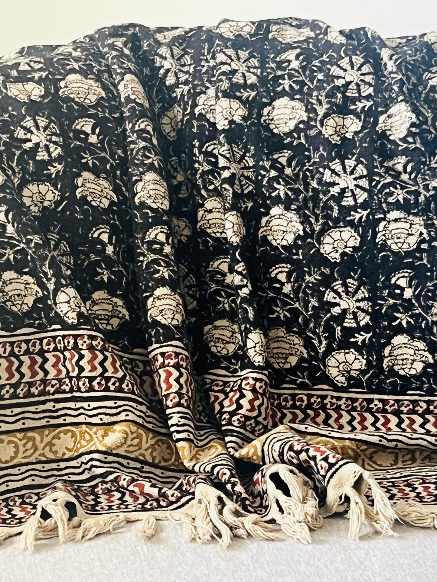 Floral Block Print Cotton Throw Blanket: Boho Decor with Tassels