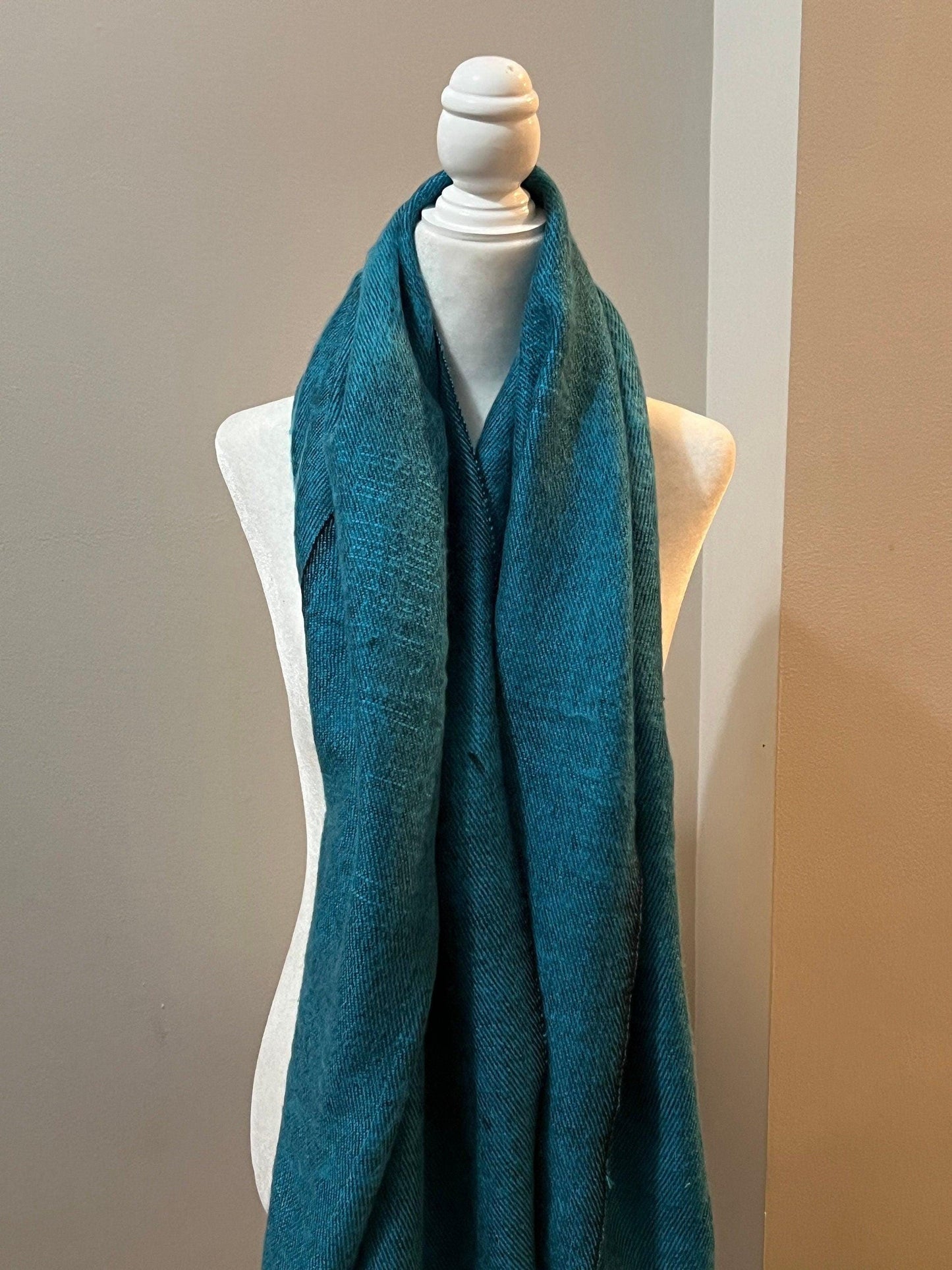 Handmade Himalayan Yak Wool Blanket Scarf, Teal Blue Shawl