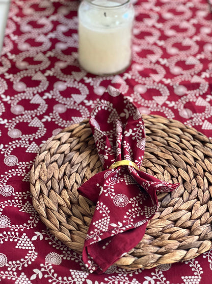 Red cotton wreath table runner, Christmas table scape