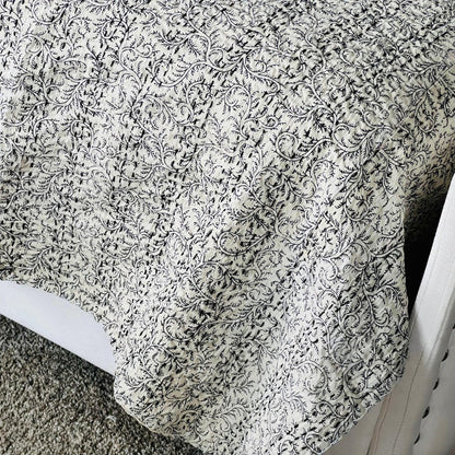 Elegant Beige Cotton Bedding Kantha Quilt, Indian Cotton Bedspread, Kantha Bedding