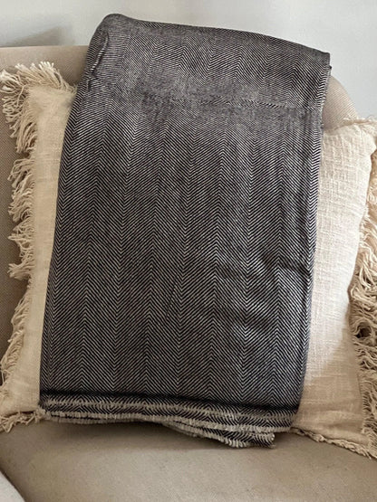 Extra Soft  Himalayan Cashmere Blend Throw Blanket, Soft Cozy Wool (117 X 52 inches)