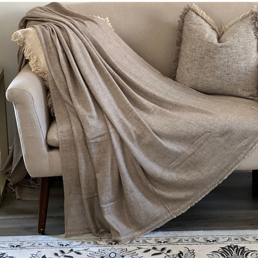 Large Himalayan Cashmere Blend Throw Blanket, Soft Cozy Wool (117 X 52 inches)