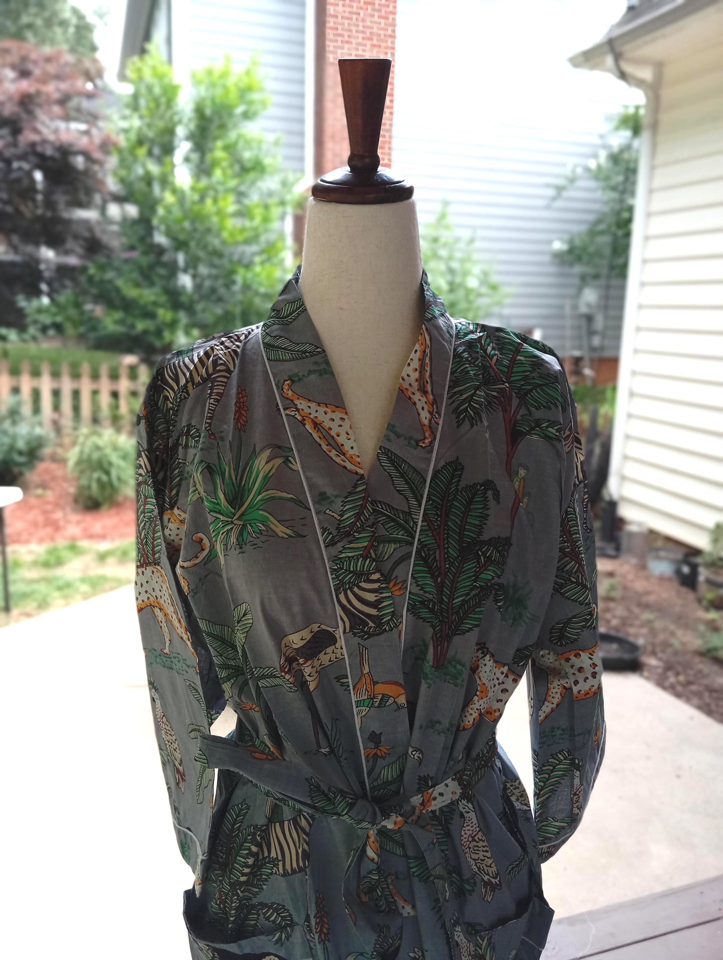 Gray Tiger Print Kimono Robe: Boho Cotton Beach Cover-Up