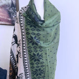 Himalayan Yak Wool Scarf, Green Reindeer Christmas Scarf/Wrap/Shaw, Cozy Warm Christmas Scarf Reindeer
