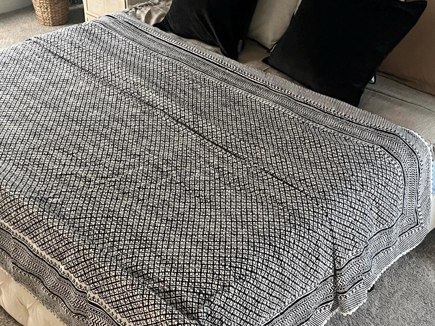 Vintage Cotton Bedding Floral Print Cotton Kantha Quilt Throw Blanket