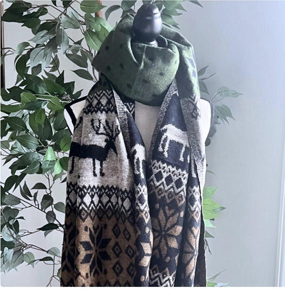 Handmade Reindeer Christmas Scarf: Cozy Yak Wool Shawl