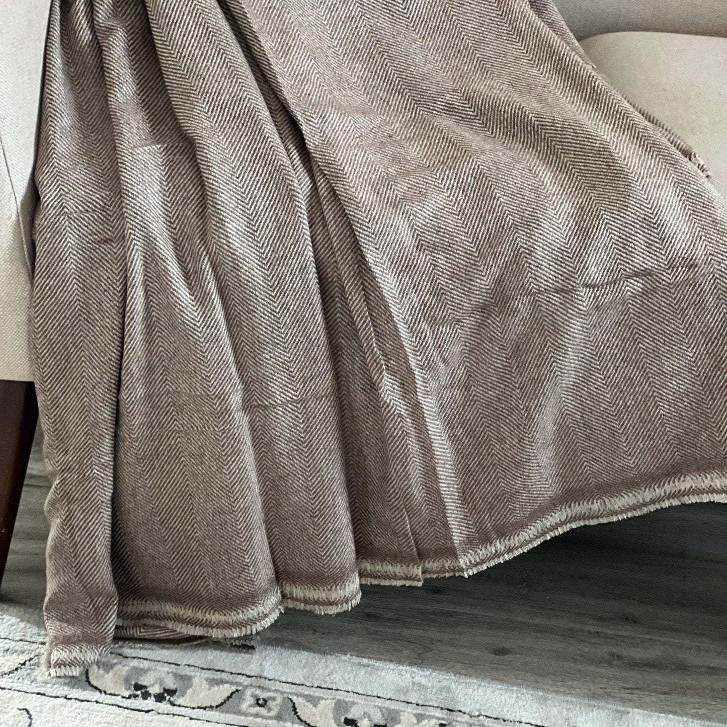 Himalayan Cashmere Blend Wool Blanket, Soft Throw, 117x52 Inches