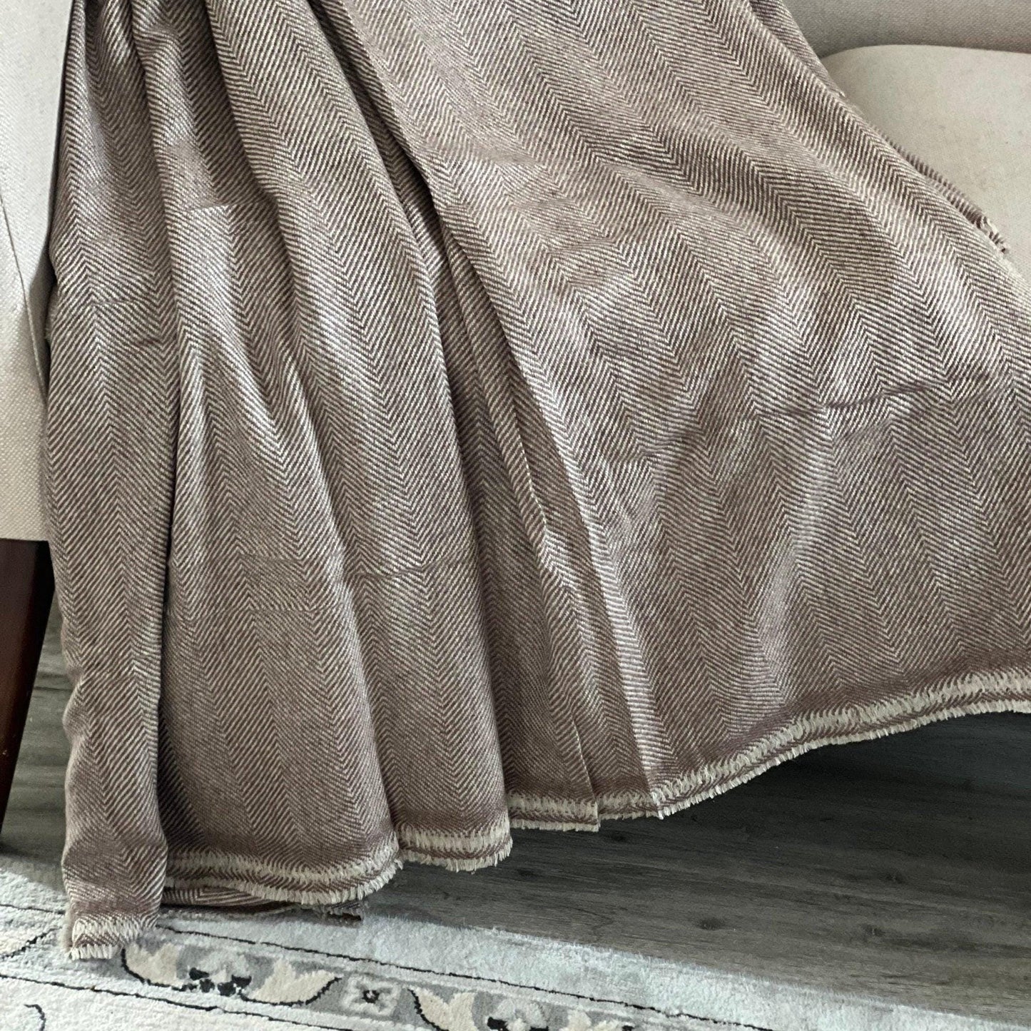 Large Himalayan Cashmere Blend Throw Blanket, Soft Cozy Wool (117 X 52 inches)
