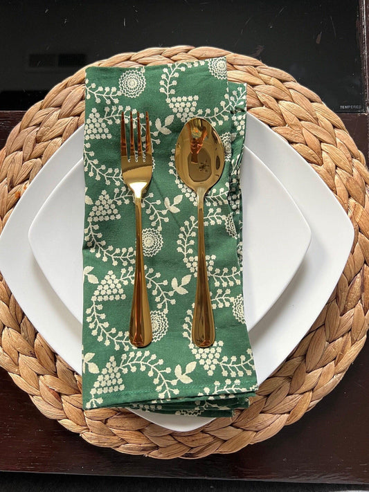 Green & Gold Cotton Wreath Napkins, Christmas Dinner Party (20x20")