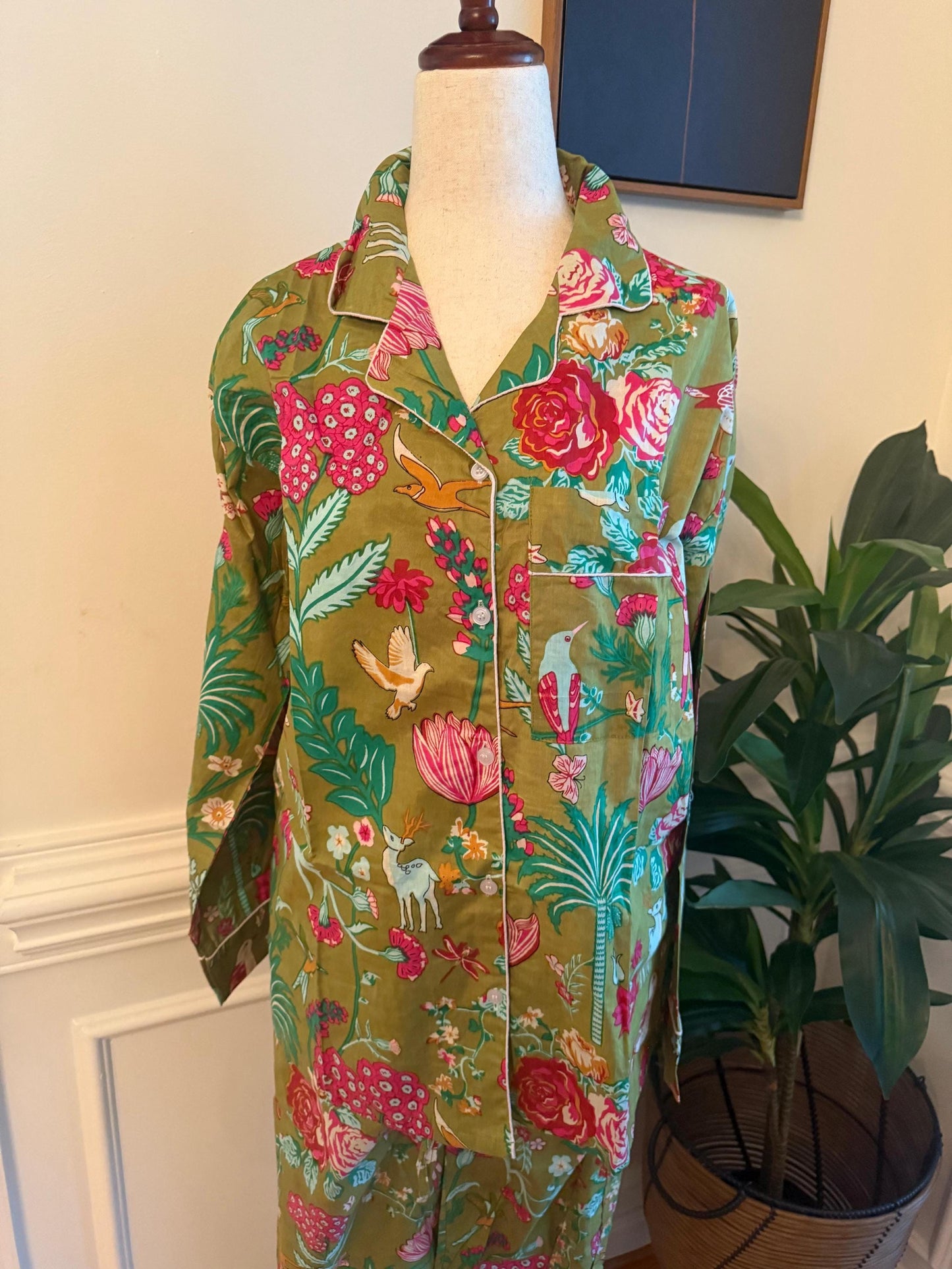 Green  Cozy Floral Pajama Set: Long Sleeve Sleepwear, Loungewear,