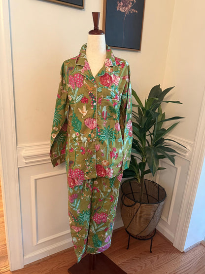 Gift Green Floral Print Handmade Cotton Pajama Set: Women's  Loungewear with Gift Pouch