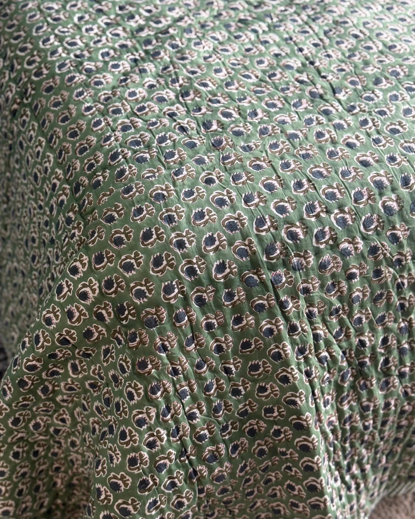 Hand Block Printed Cotton Quilt – Reversible Floral Cotton Comforter