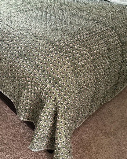 Hand Block Printed Cotton Quilt – Reversible Floral Cotton Comforter