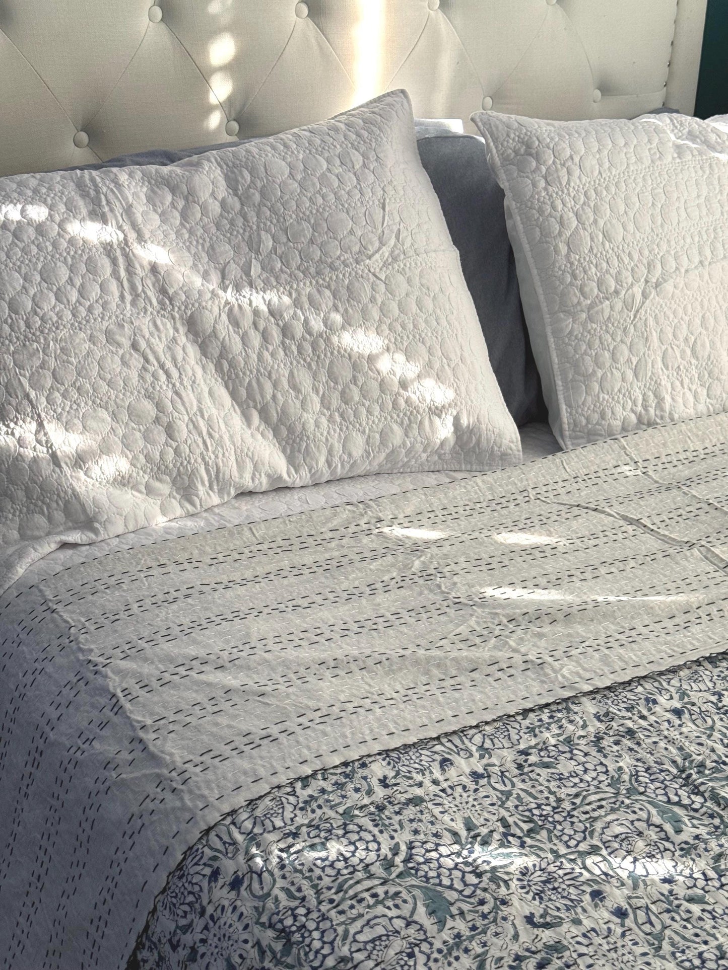 Blue Floral Kantha Quilt Summer Bedroom Decor - Hand-Stitched Bedspread Cotton Bedding Ideal For Beach House Decor - Coastal Throw Blanket